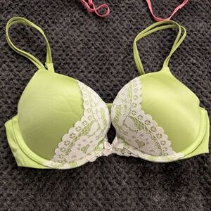 Lace Trim Green Bra